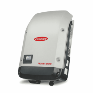 Wechselrichter Fronius Symo 3.0 – 4.5 kW (Varianten: 3.0-3-M / 3.7-3-M / 4.5-3-S), sodass die rechte Seite sichtbar ist, auf weißem Hintergrund.