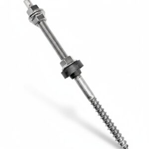 Stockschraube, abgebildet aus einem leichten Winkel, sodass die rechte Seite sichtbar ist, auf weißem Hintergrund.