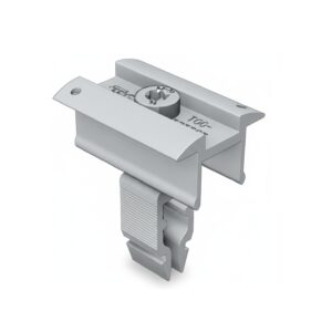 Schletter Mittelklemme RapidPro silber, abgebildet aus einem leichten Winkel, sodass die rechte Seite sichtbar ist, auf weißem Hintergrund.