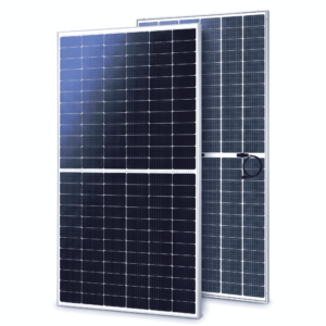 Phono Solar 650W Solarmodul TwinPlus Bifazial Glas-Glas – Tier1, sodass die rechte Seite sichtbar ist, auf weißem Hintergrund.