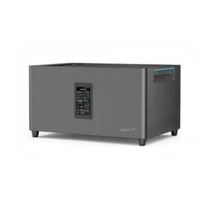 Marstek Jupiter C Plus Speicher Batterie, abgebildet aus einem leichten Winkel, sodass die rechte Seite sichtbar ist, auf weißem Hintergrund.