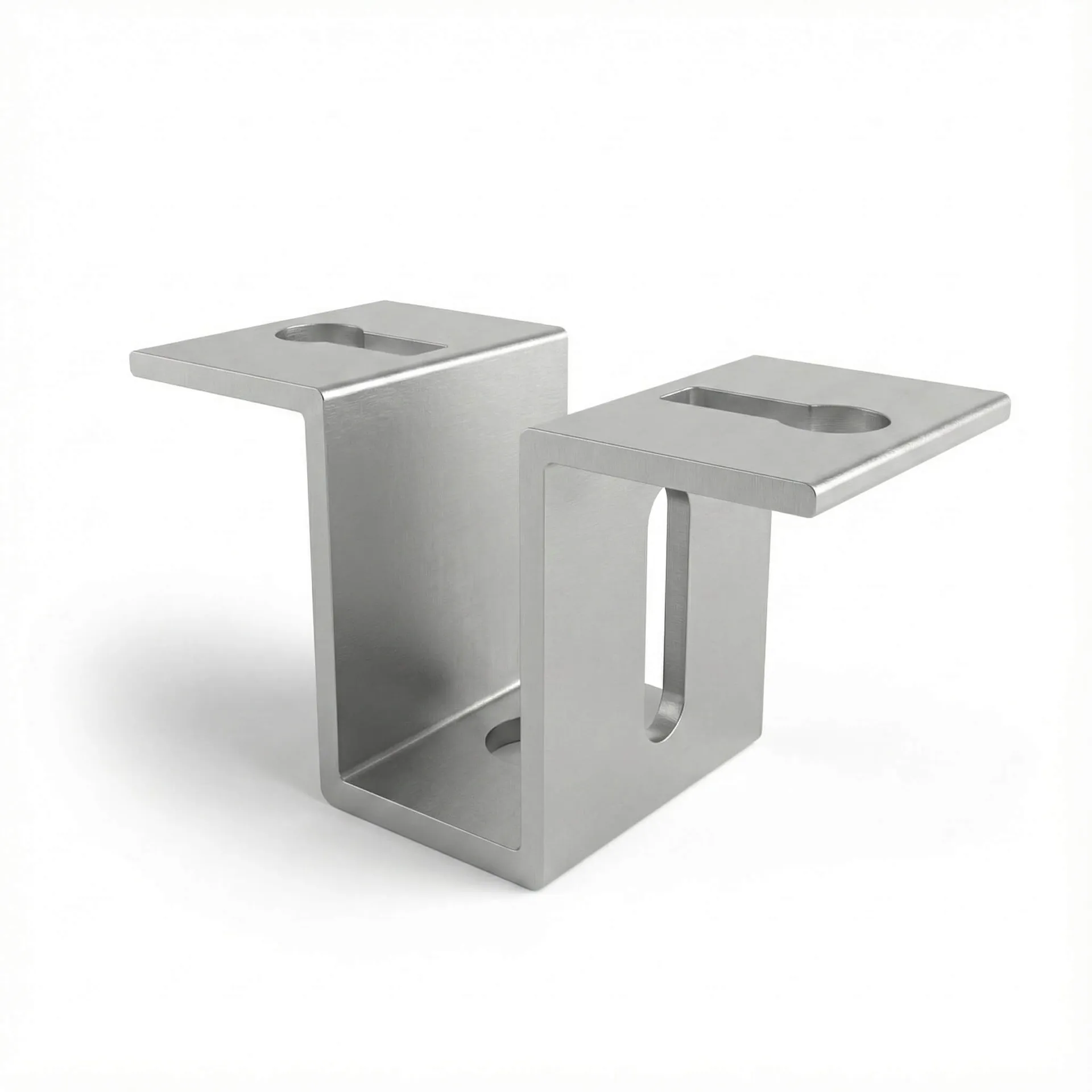 Schletter Universal-Adapter Uno M10/M12 (119033-001), abgebildet aus einem leichten Winkel auf weißem Hintergrund.